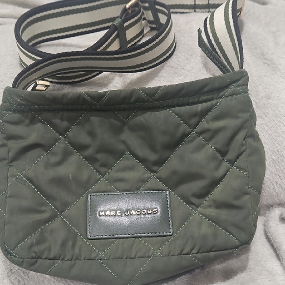 Marc Jacobs Olive Quilted Crossbody Bag - Picture 1 of 10